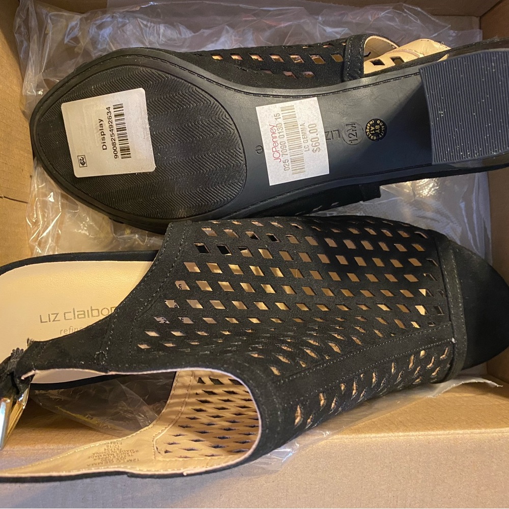 NWT size 12 women’s shoes
